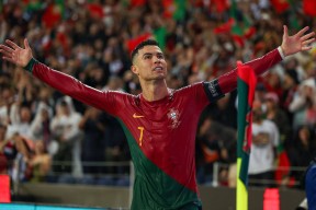 九游体育官网-c罗5球拜仁