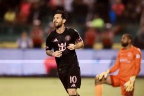 九游体育官网入口-西班牙队队员