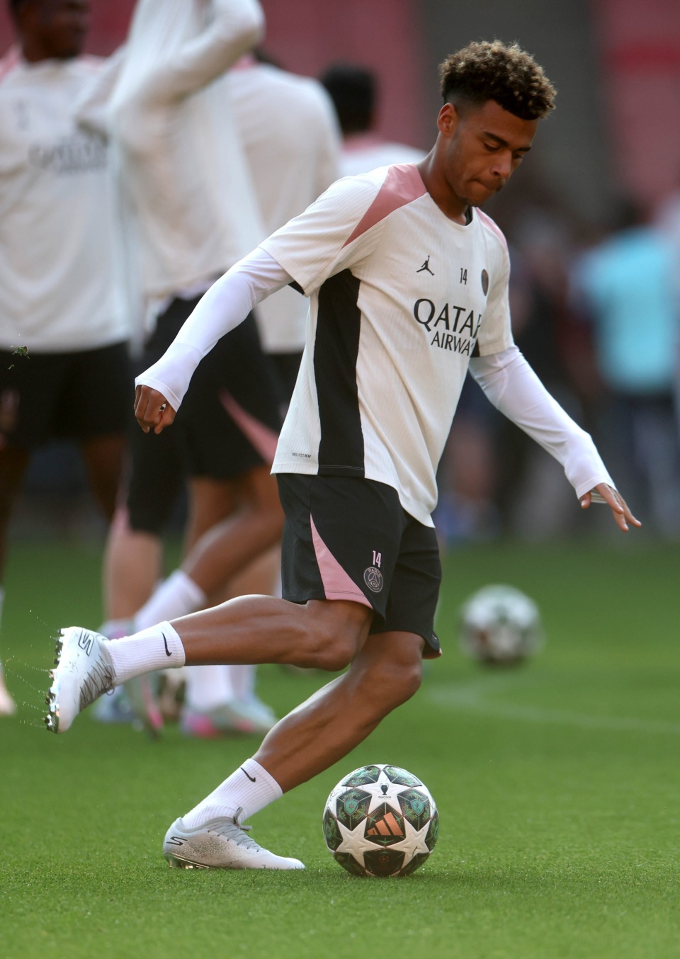 巴黎圣日耳曼强势反弹备战NBA总决赛波特兰开拓者外线爆发备战欧冠，这操作让人直呼：国际比赛日山东泰山调整名单以备法国杯的简单介绍